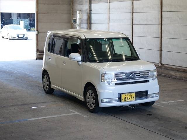 2142 DAIHATSU MOVE CONTE L575S 2013 г. (ARAI Bayside)